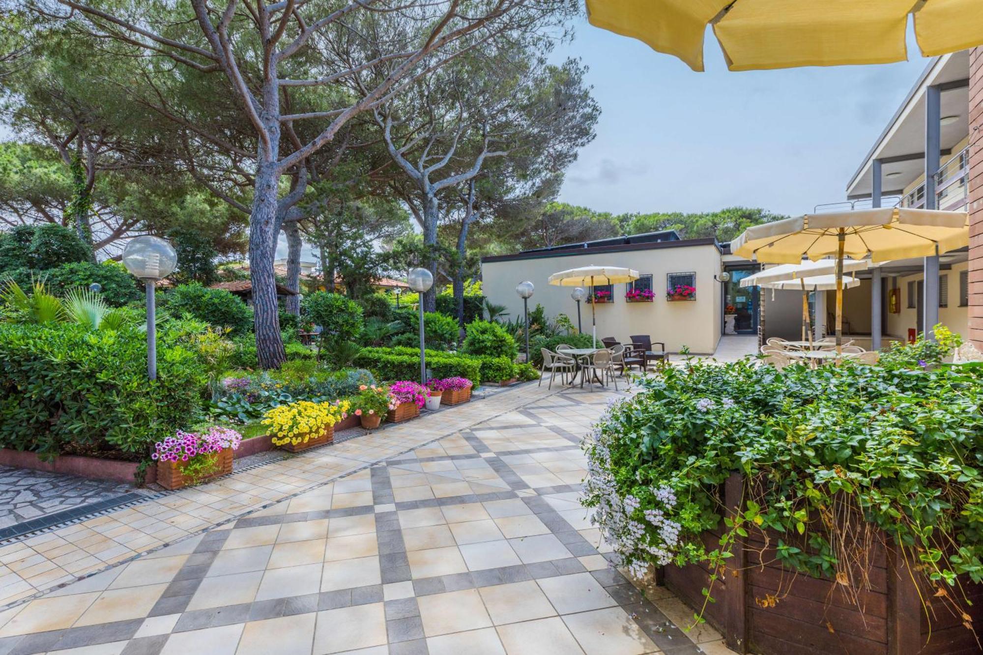 מרינה די ביבונה Residence Casa Di Caccia מראה חיצוני תמונה