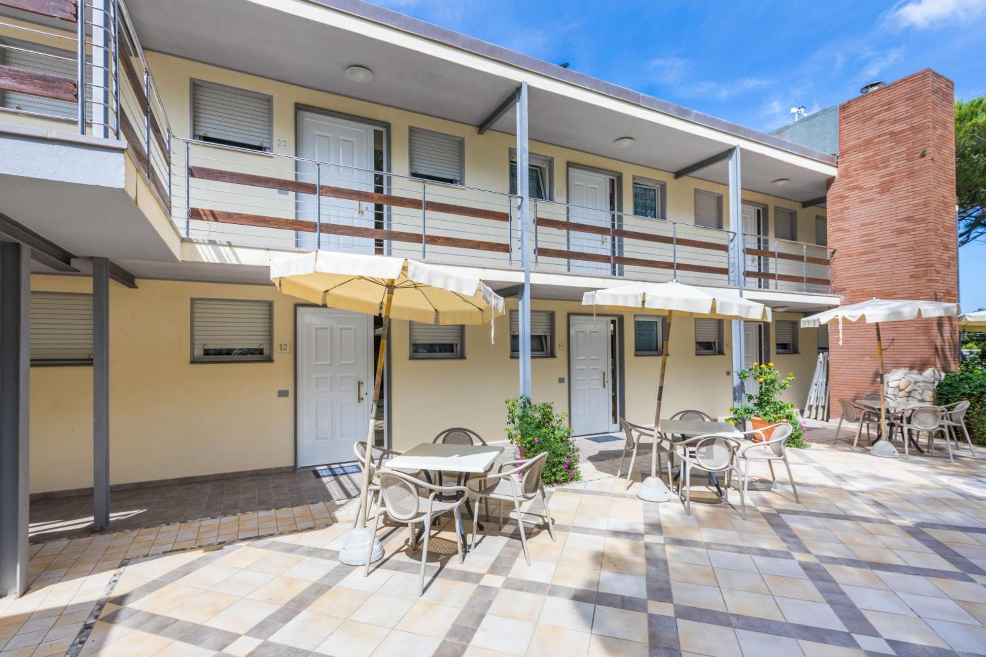 מרינה די ביבונה Residence Casa Di Caccia מראה חיצוני תמונה