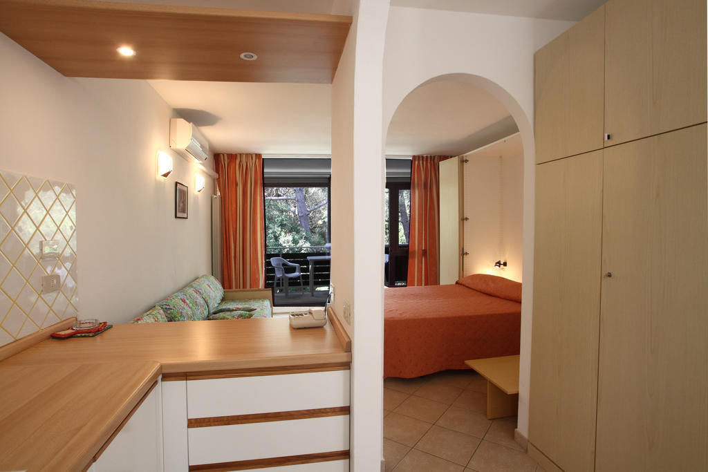 מרינה די ביבונה Residence Casa Di Caccia חדר תמונה